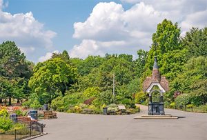 Roundwood Park fountain